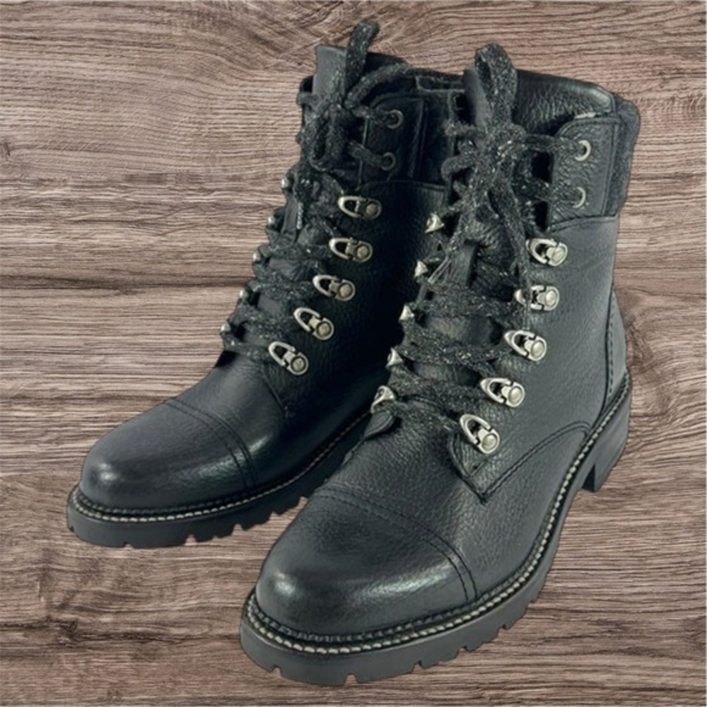 ✨NEW In BOX FRYE Samantha Hiker Black Leather Lace-up Lug Sole 8.5 boots - Picture 8 of 9